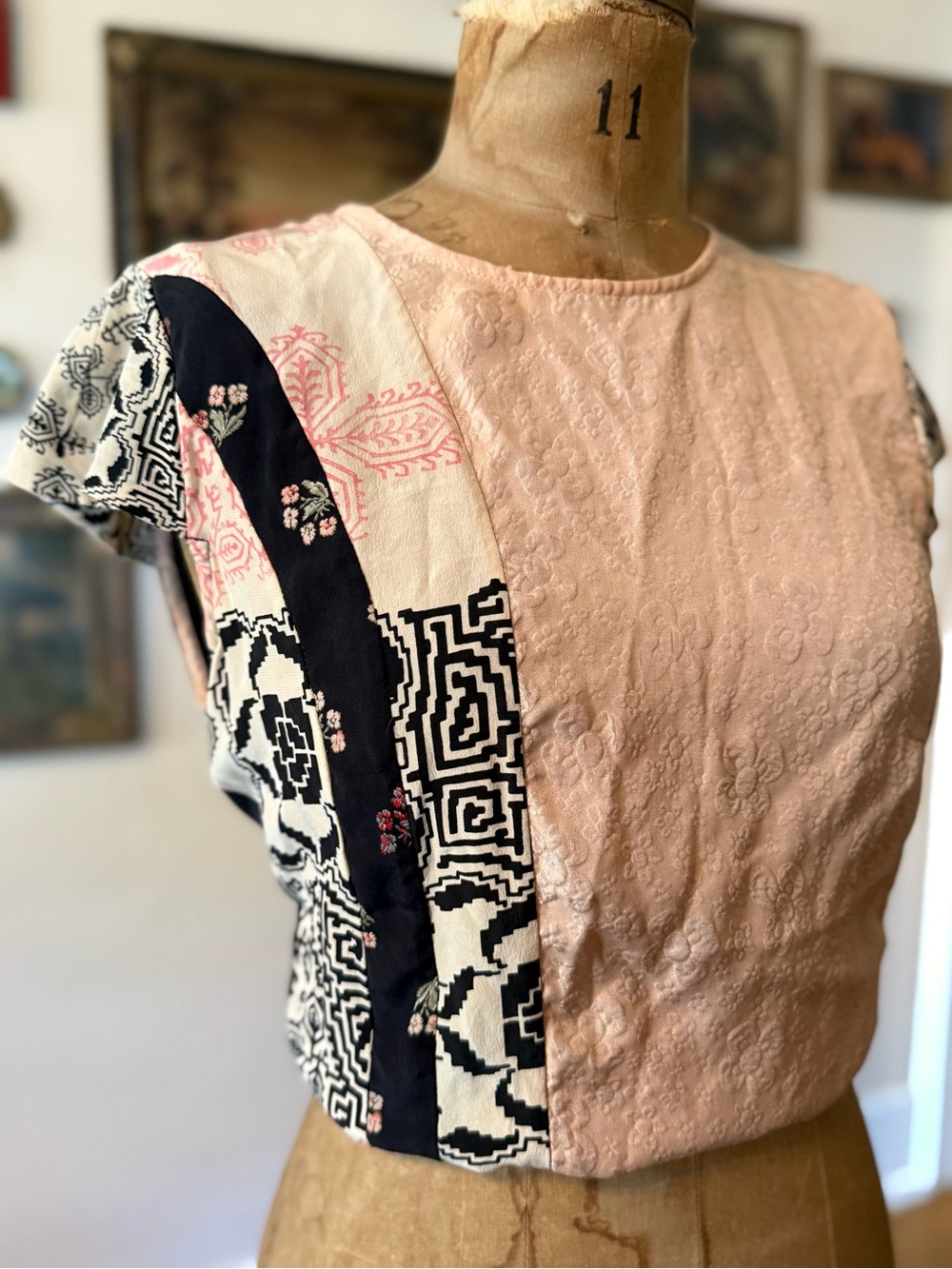 Elizabeth and James Pink and Black Mixed-Print Short Sleeve Top